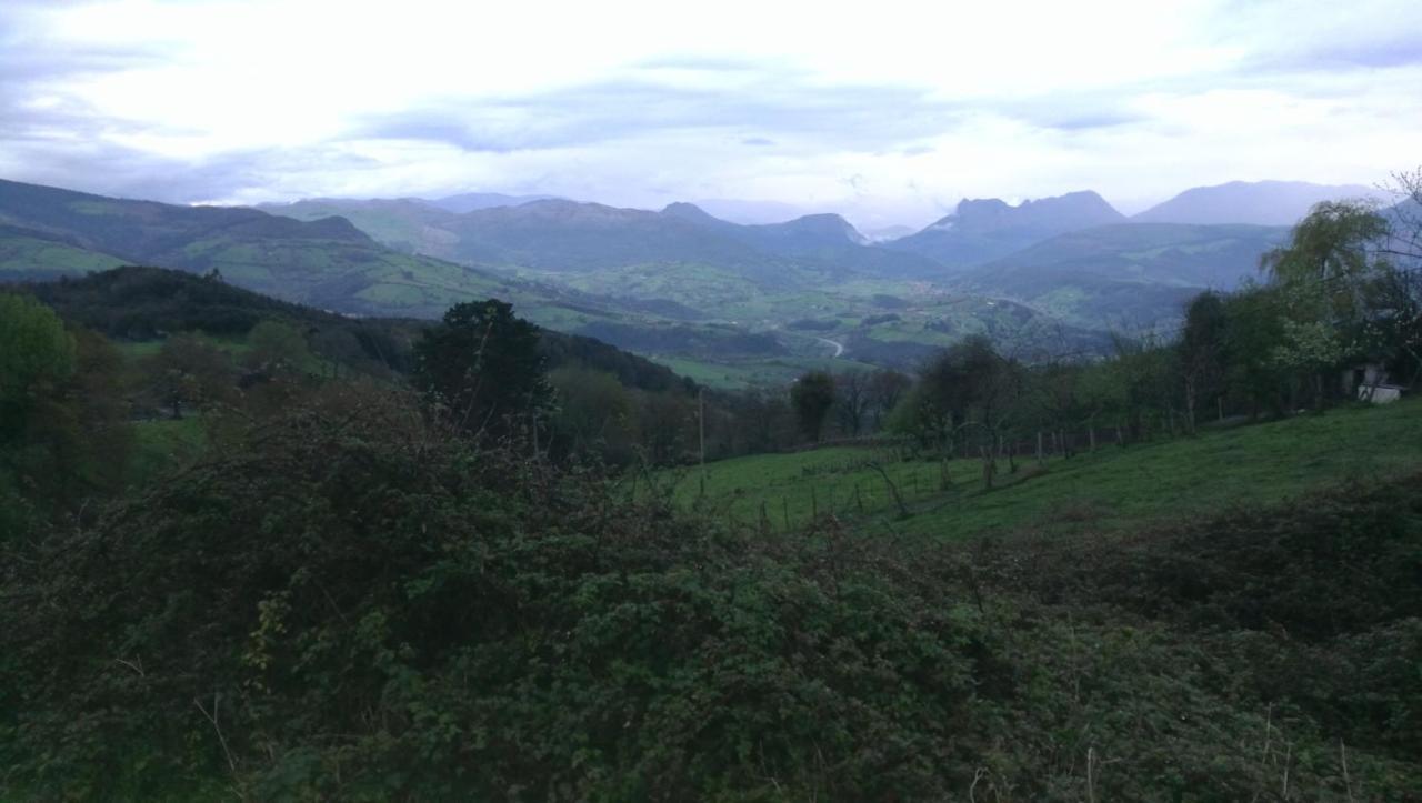 Elbosqueencantadocantabria Villa Ампуеро Екстериор снимка
